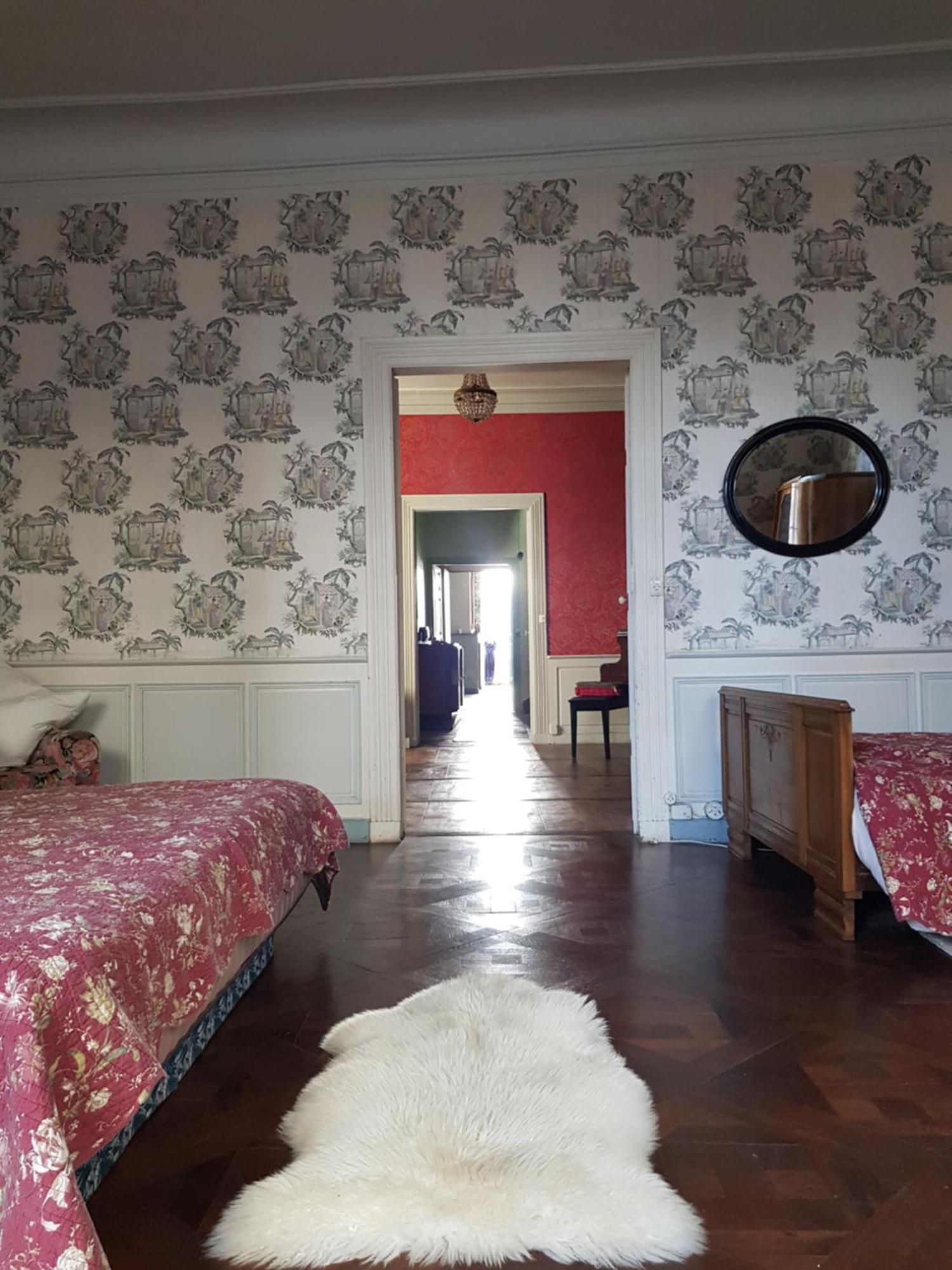 Bazar Du Nouveau Siecle Montrejeau Luaran gambar